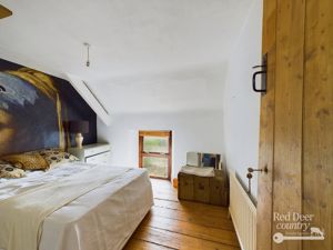 Bedroom 3- click for photo gallery